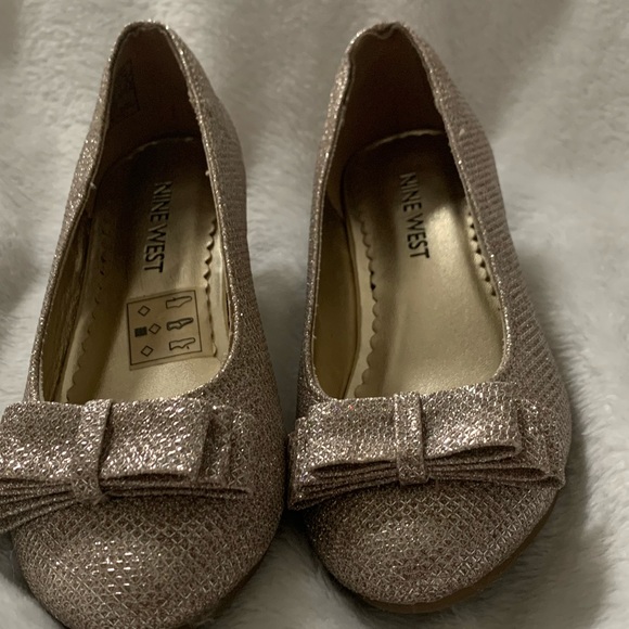 Nine West Other - Nine West Girls Metallic Heels